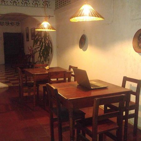 Casa Nica Leon Hostel Zewnętrze zdjęcie