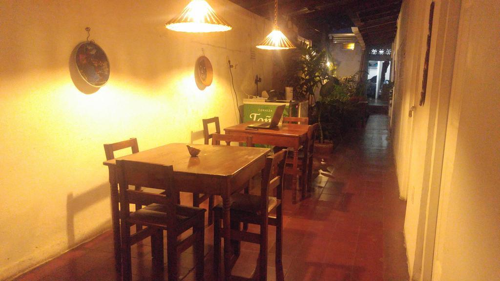 Casa Nica Leon Hostel Zewnętrze zdjęcie