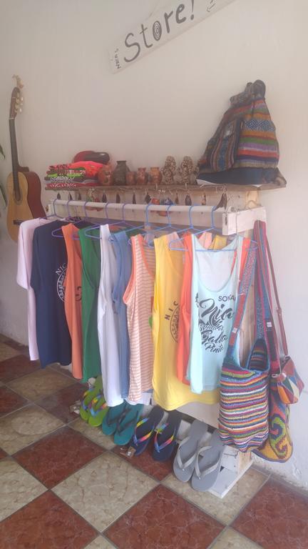 Casa Nica Leon Hostel Zewnętrze zdjęcie