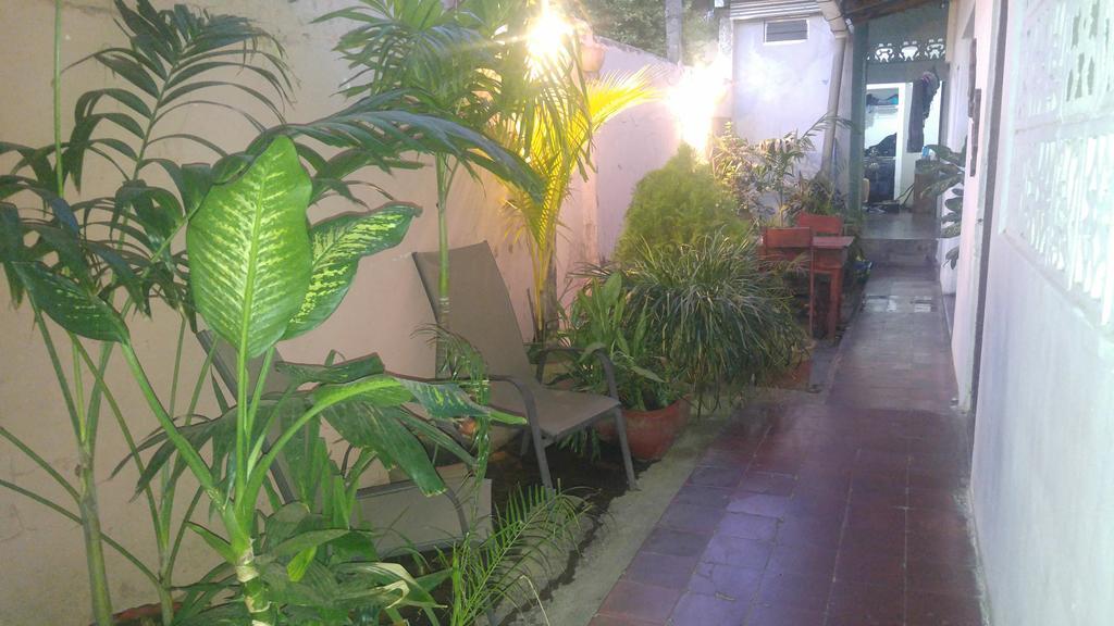 Casa Nica Leon Hostel Zewnętrze zdjęcie