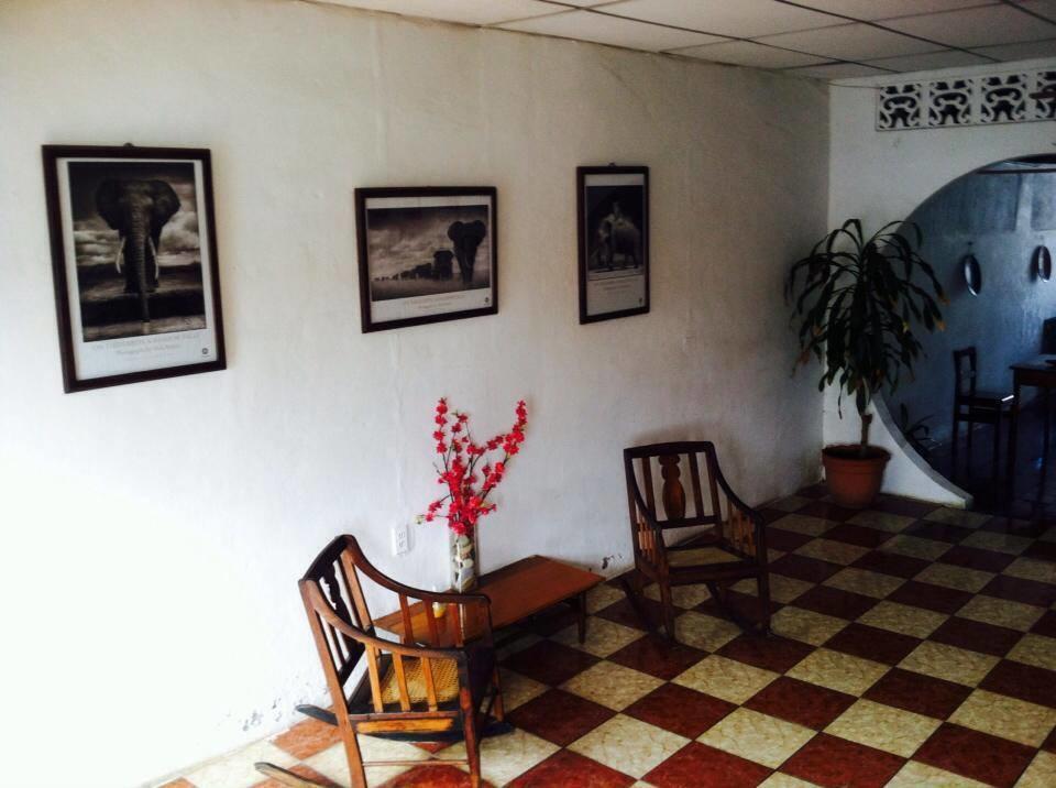 Casa Nica Leon Hostel Zewnętrze zdjęcie